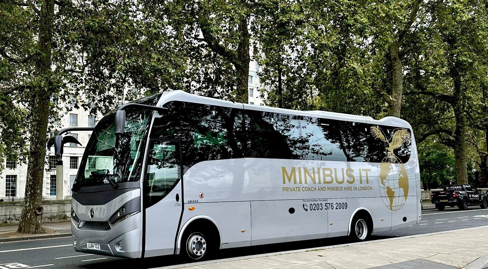 East London Minibus Hire - Minibus IT cover