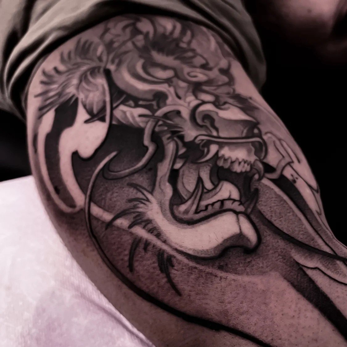 905INK Tattoo Shop Toronto cover