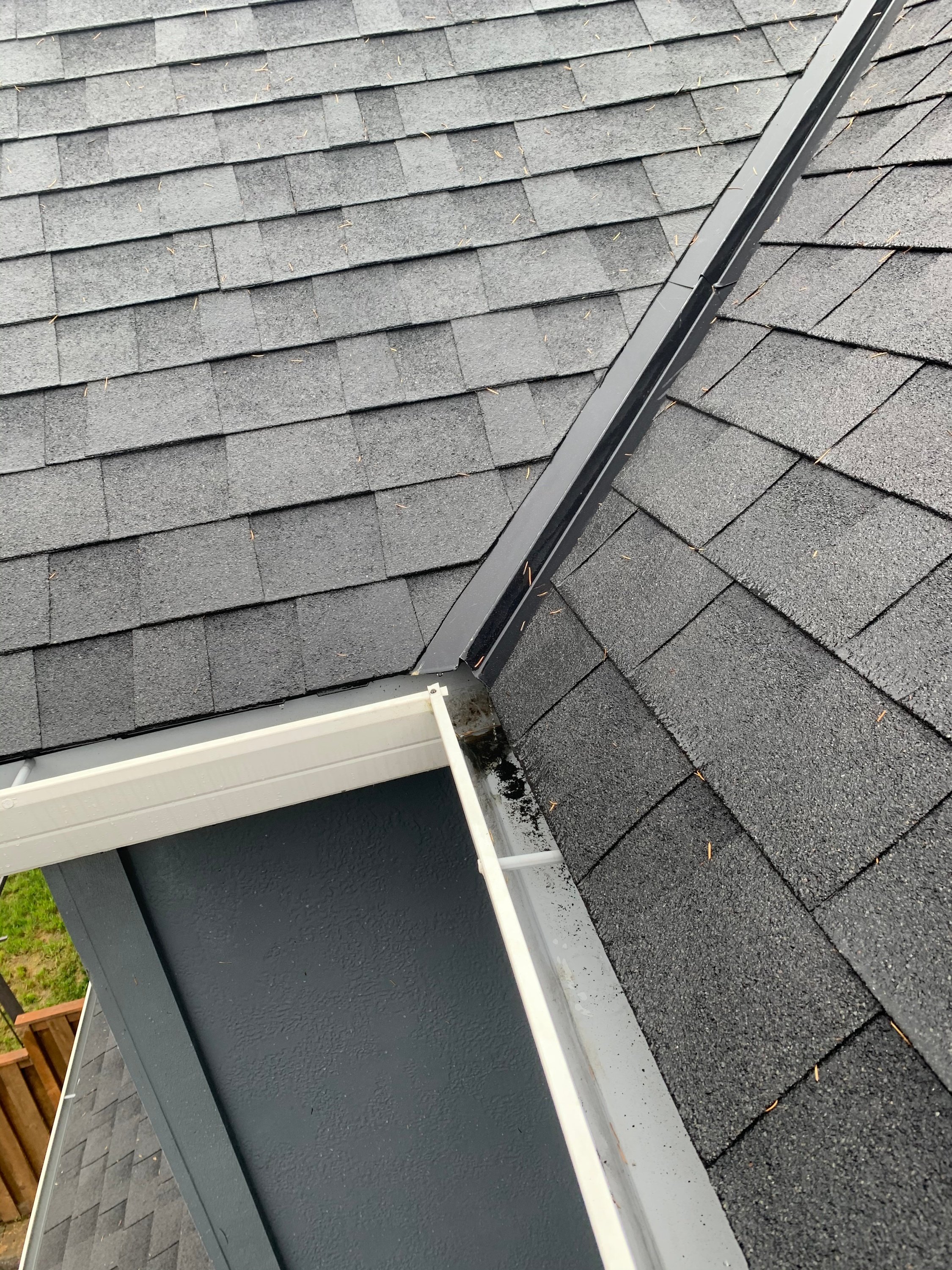 Clean Pro Gutter Cleaning Portland cover