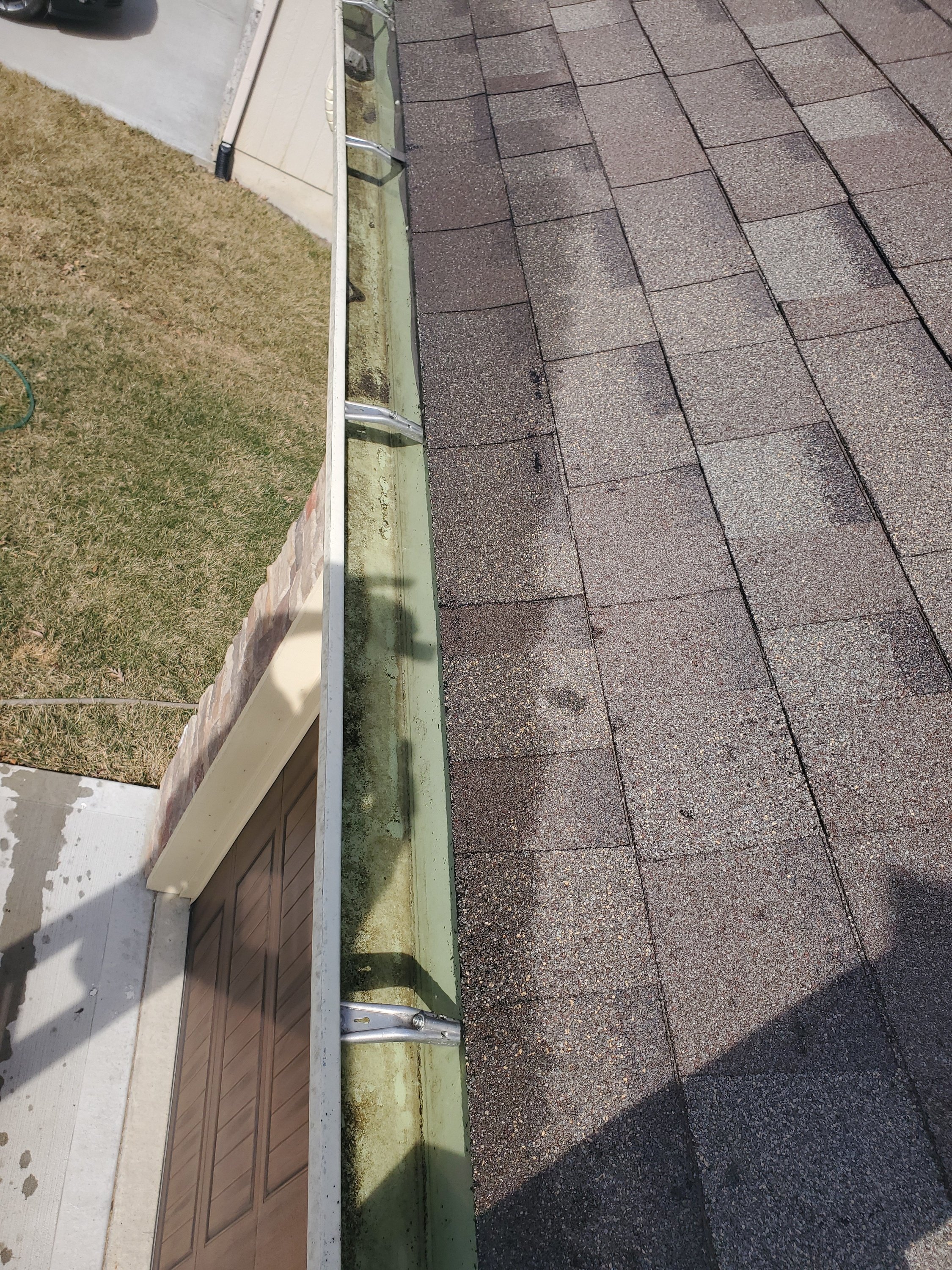 Clean Pro Gutter Cleaning St Louis cover